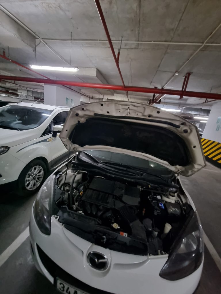 Quy trình thay ắc quy ô tô tận nơi nhanh chóng và đúng kỹ thuật